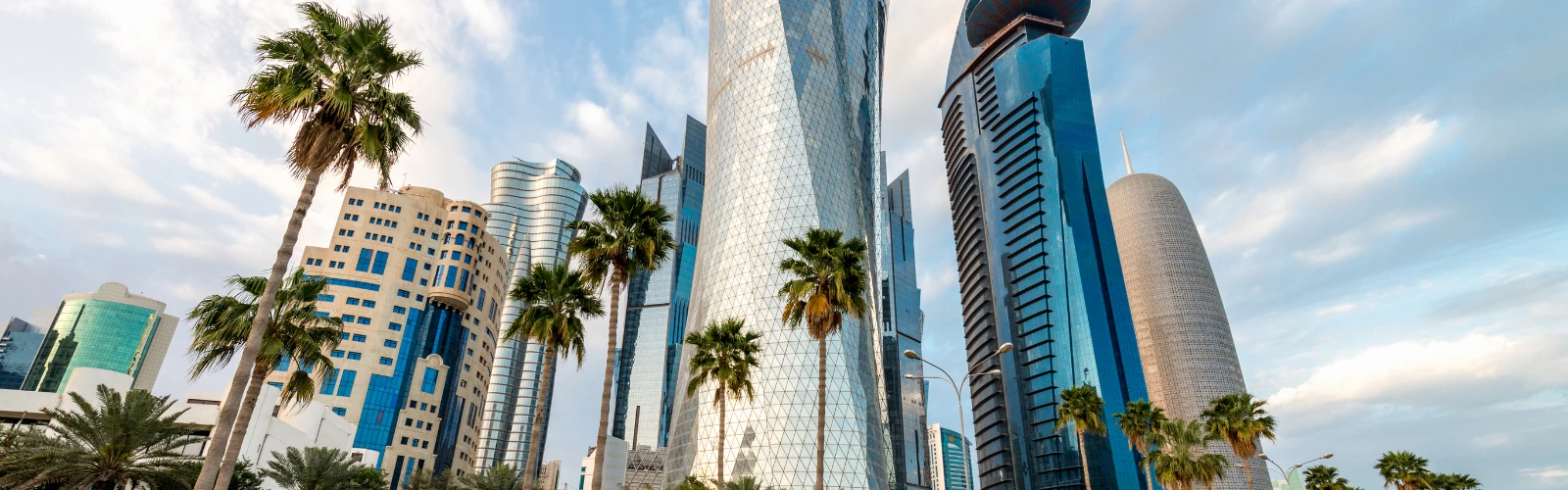 Sunset Walks & Skyline Views: Exploring Doha Corniche