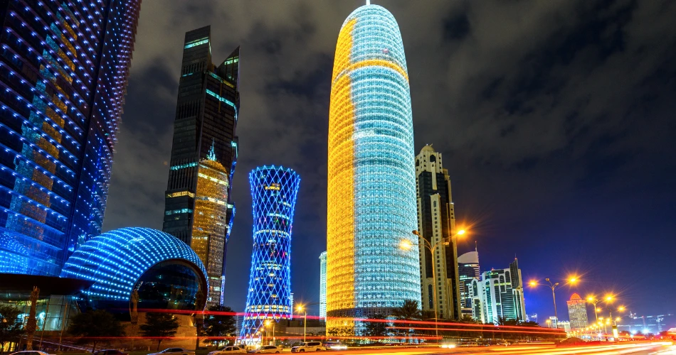 Sunset Walks & Skyline Views: Exploring Doha Corniche