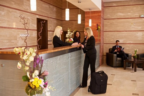 The Royal Riviera Hotel Doha image 17